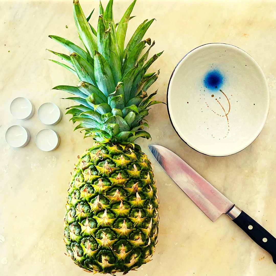 make a pineapple smoothie