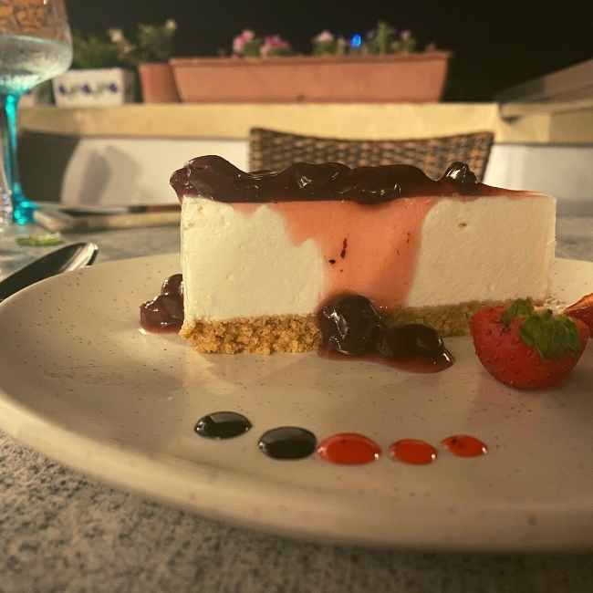 the view bar & kitchen zebbug