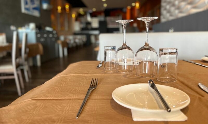 Ferdie's Cocktail Bar & Restaurant