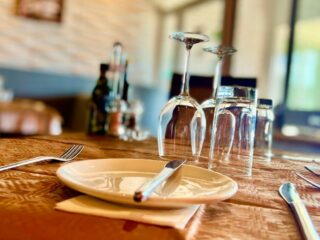 Ferdie's Cocktail Bar & Restaurant Ferdie's Cocktail Bar & Restaurant