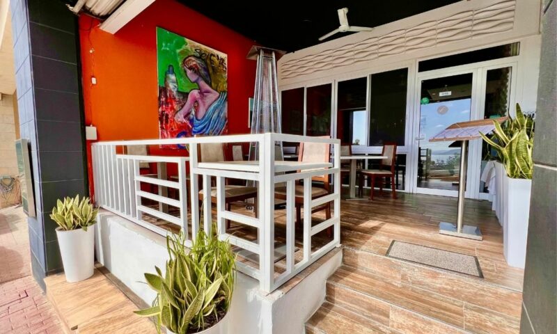 Ferdie's Cocktail Bar & Restaurant