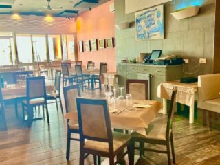 Ferdie's Cocktail Bar & Restaurant Ferdie's Cocktail Bar & Restaurant