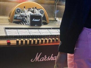 Ix iXatt at one80 320x240