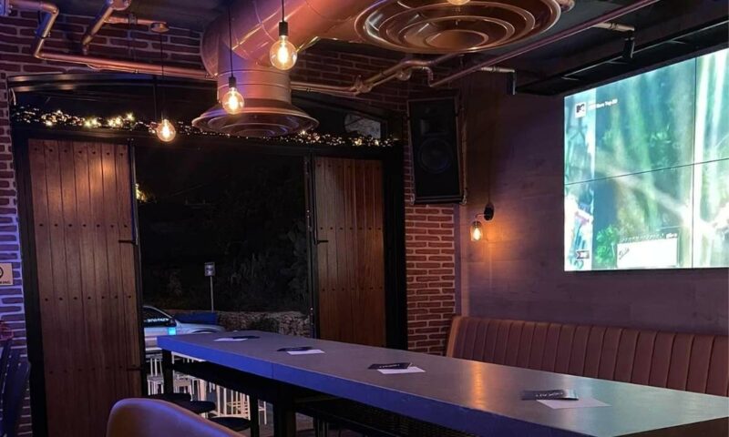 Ix iXatt at one80 6 800x480