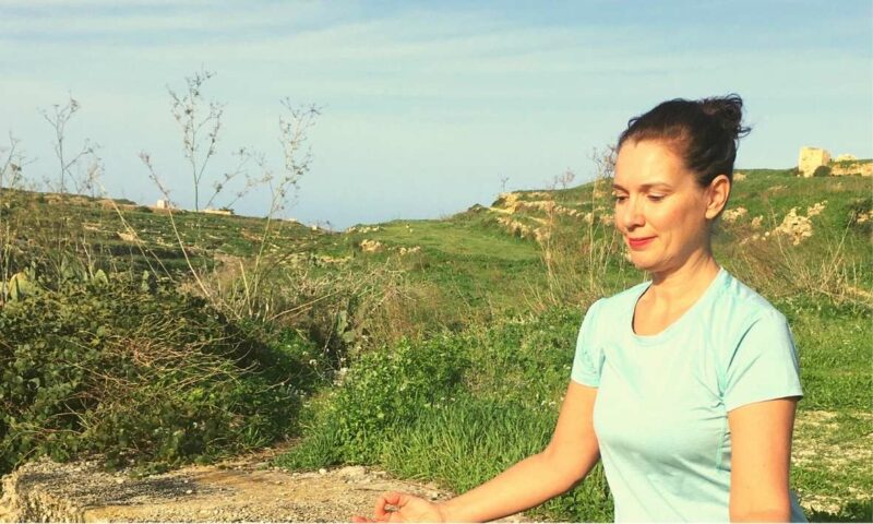 yellow rock yoga 1 800x480