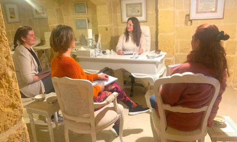 The Karin Laing Holistic Academy The Karin Laing Holistic Academy