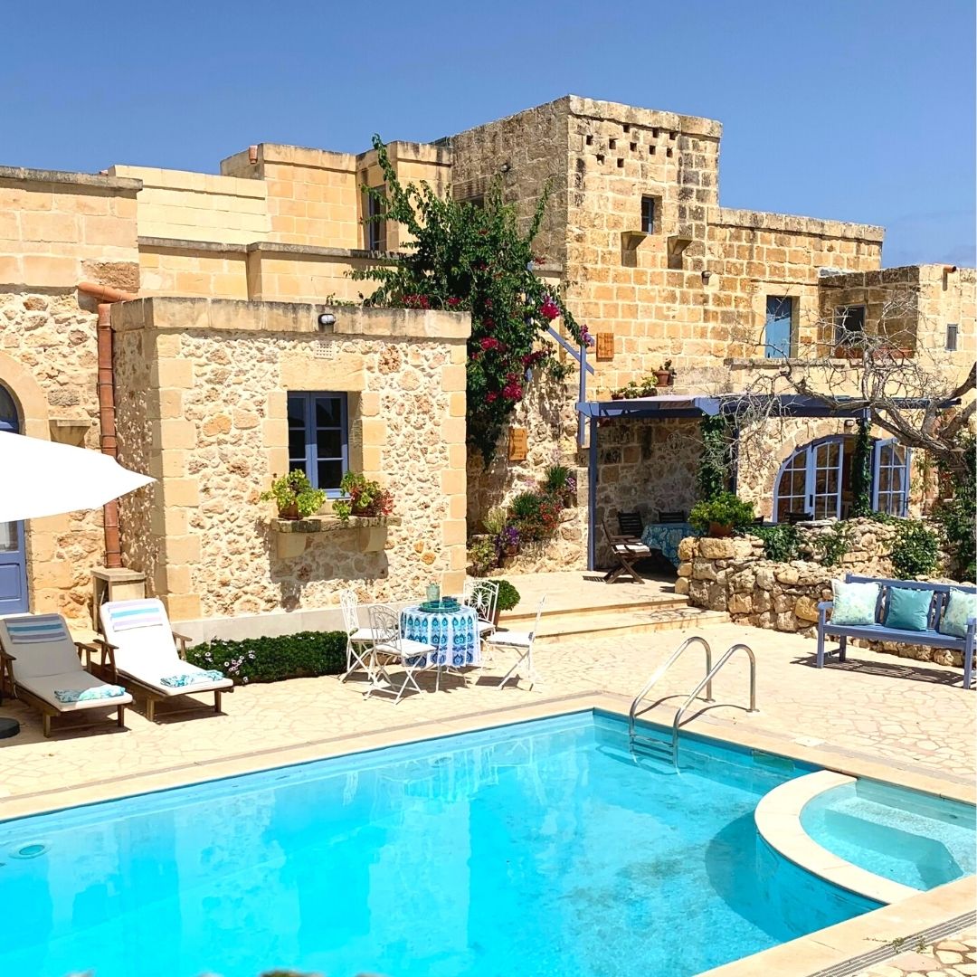 One Day Retreats at L'Gharix Temple