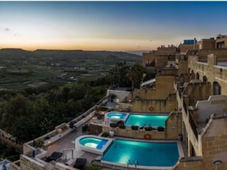 D Golden Valley Roof top 320x240