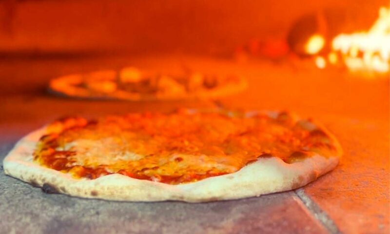 Fliegu Bar & Restaurant