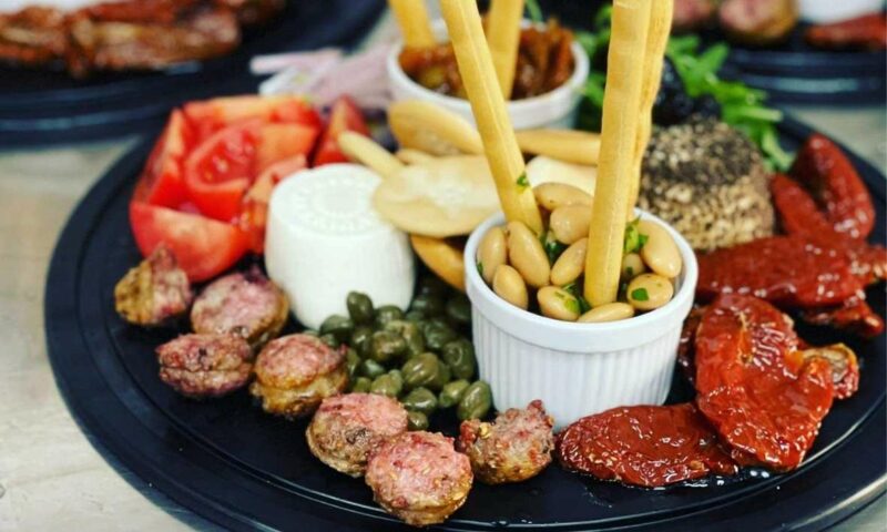 Fliegu Bar & Restaurant