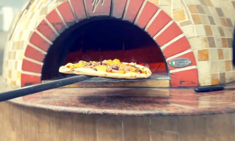 Fliegu Bar & Restaurant