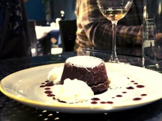 Fliegu Bar & Restaurant Fliegu Bar & Restaurant