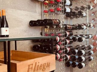 Fliegu Bar & Restaurant Fliegu Bar & Restaurant