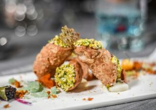 N0 3 Featured Listing Image Template 850 x510 2 1 320x227