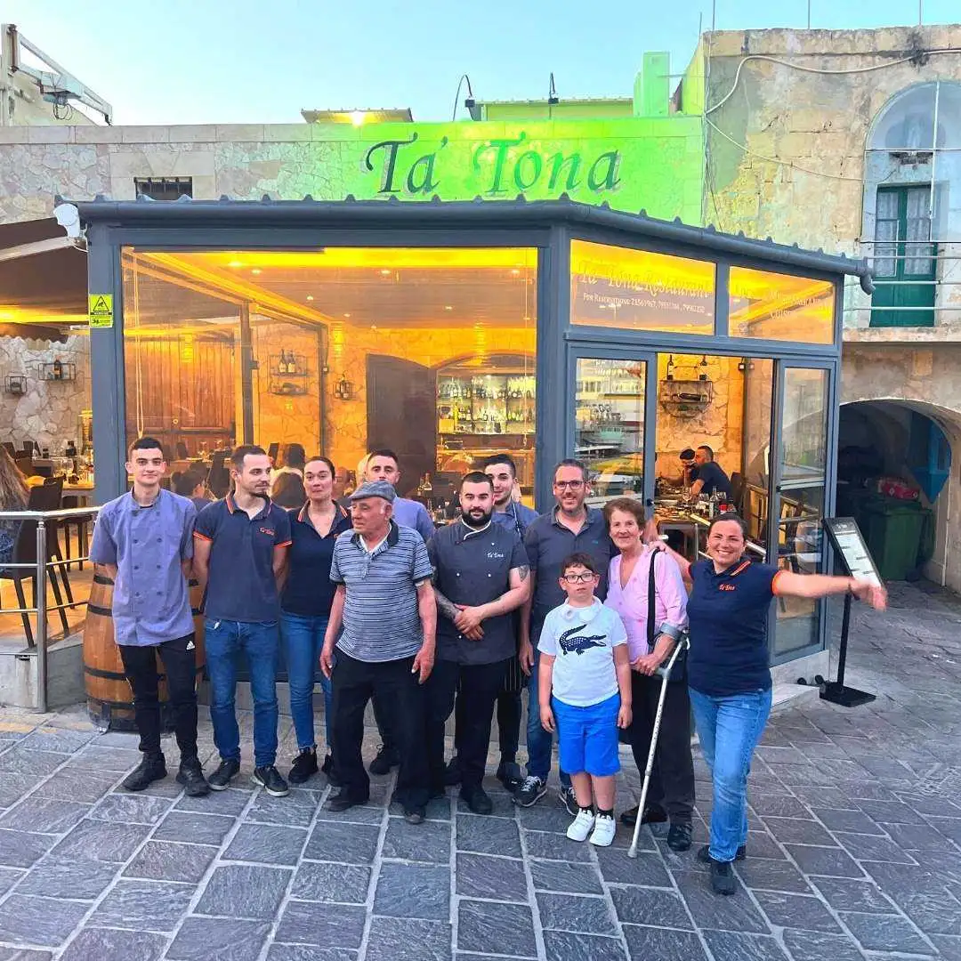 Ta Tona Restaurant