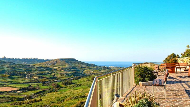 Georges Gozo Living 2 800x450