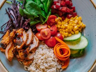 Trishna 10 2 320x240