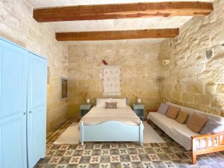 2749BA34 5C1C 491B 954C 585C8FC8726A 320x240