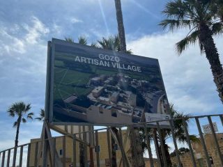 ta Dbiegi Crafts Village 320x240