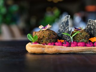 KEMPTWENTYTWO0136 1 1 320x240