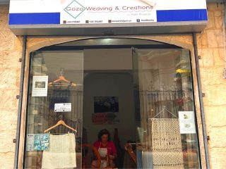 Gozo Weaving 27 320x240