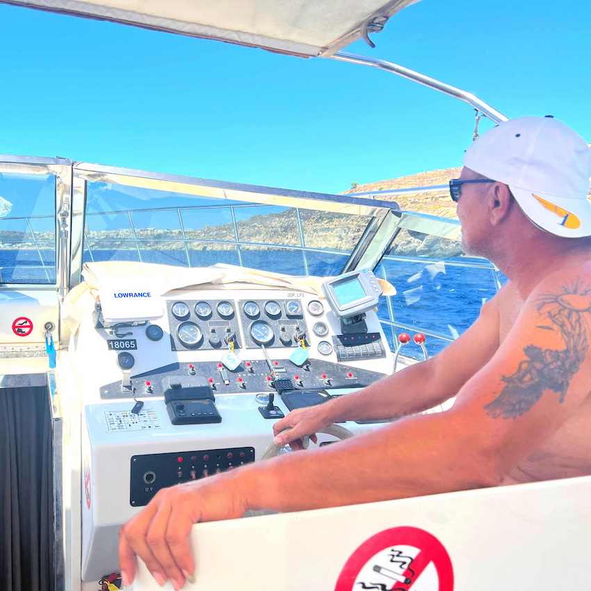 Icaro Boat Charters