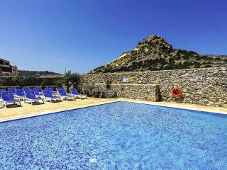 Baron Holiday Homes 320x240