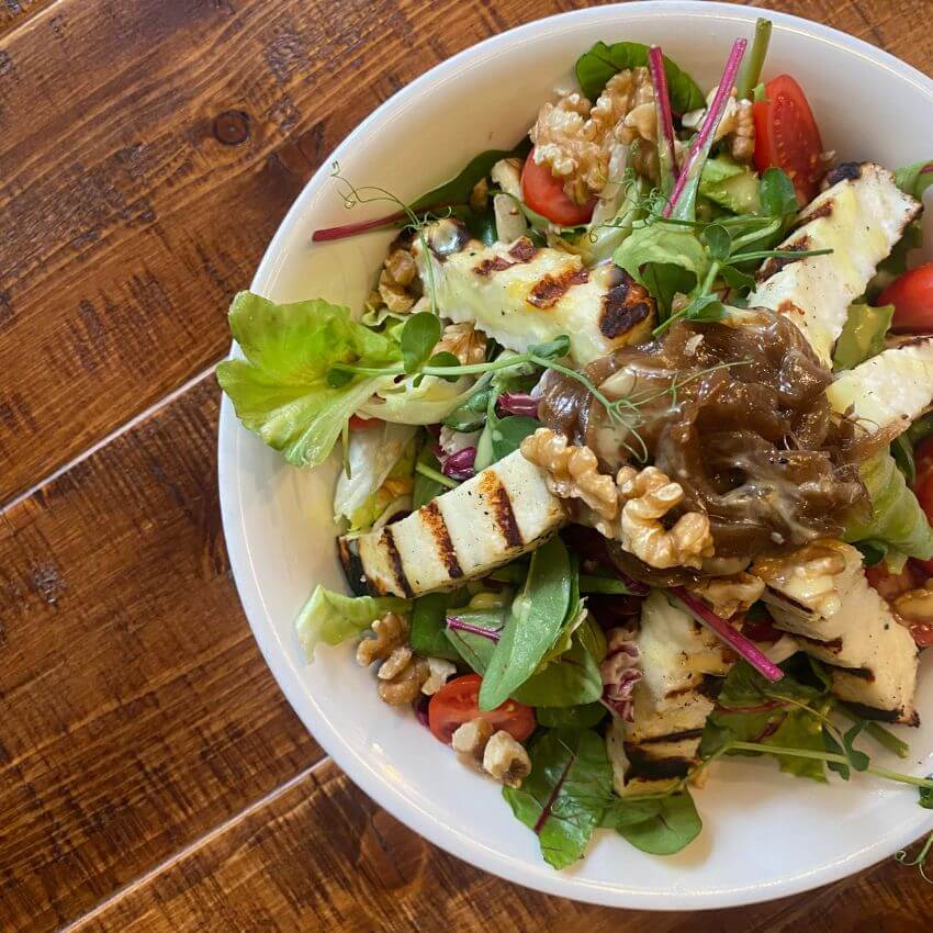 Grilled Halloumi Salad for Lunch at Front