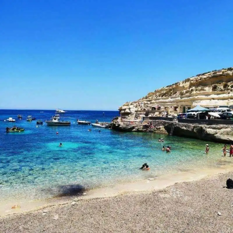dahlet qorrot bay 1
