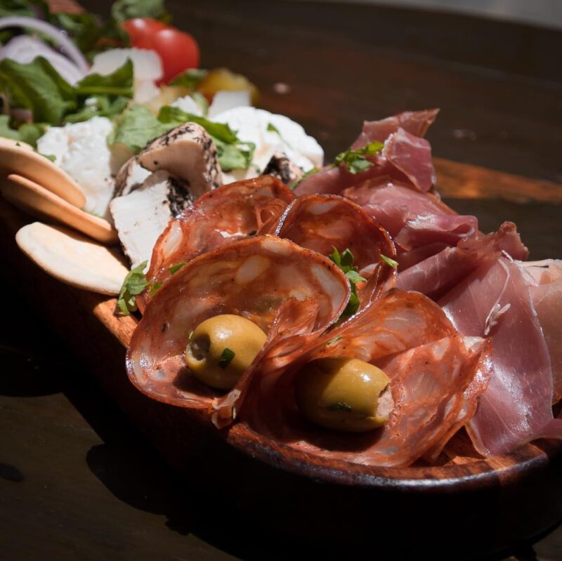 52588595 2198888430375072 242241674527375360 n 800x799