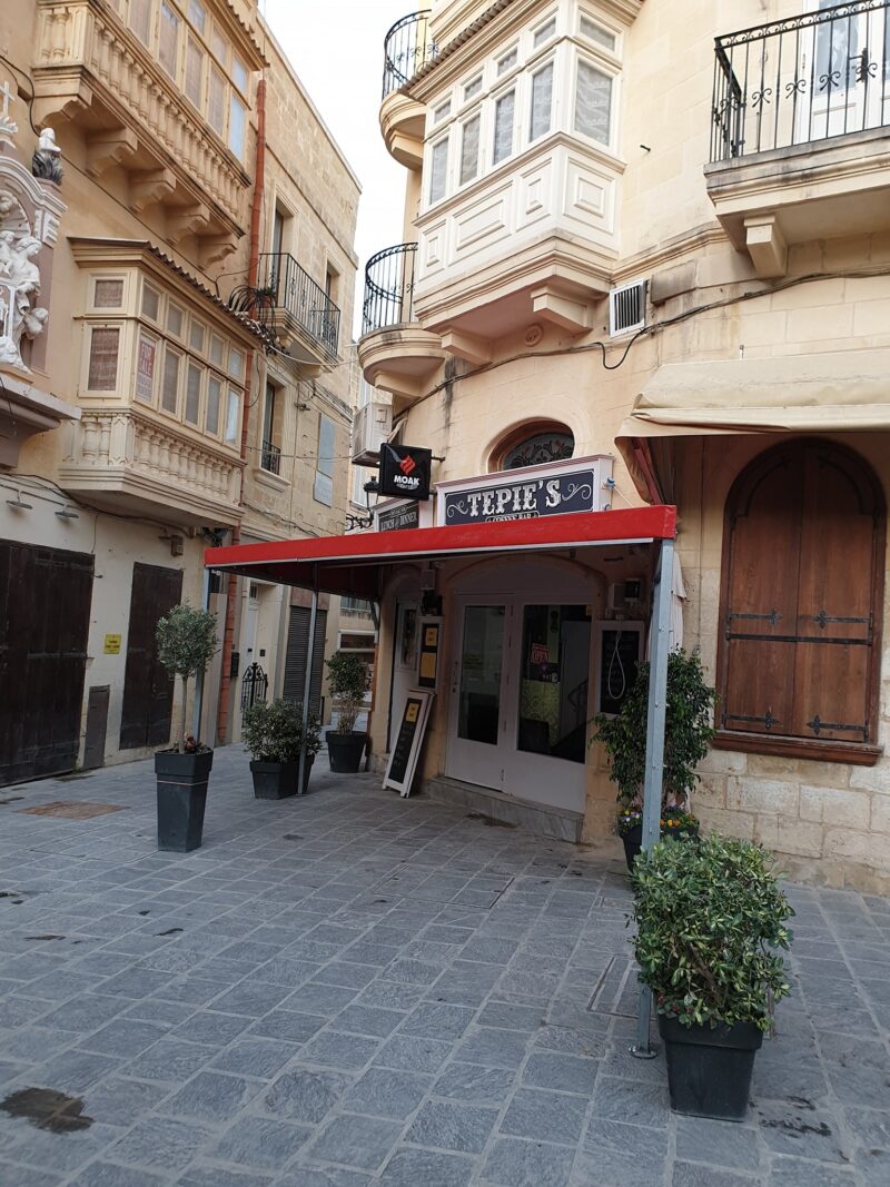 98607599 2582994315301913 2725835500173656064 n 800x1067