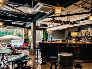 FRONT 800x600 1 320x240